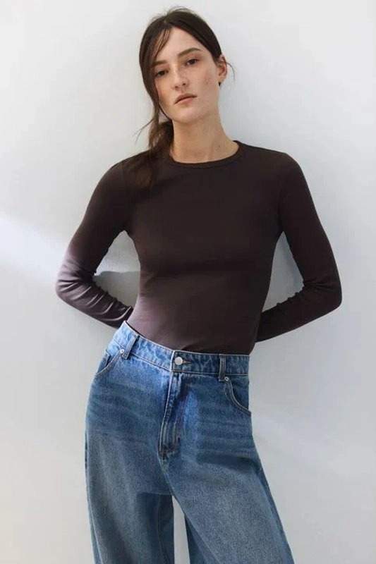 Polera de manga larga en punto